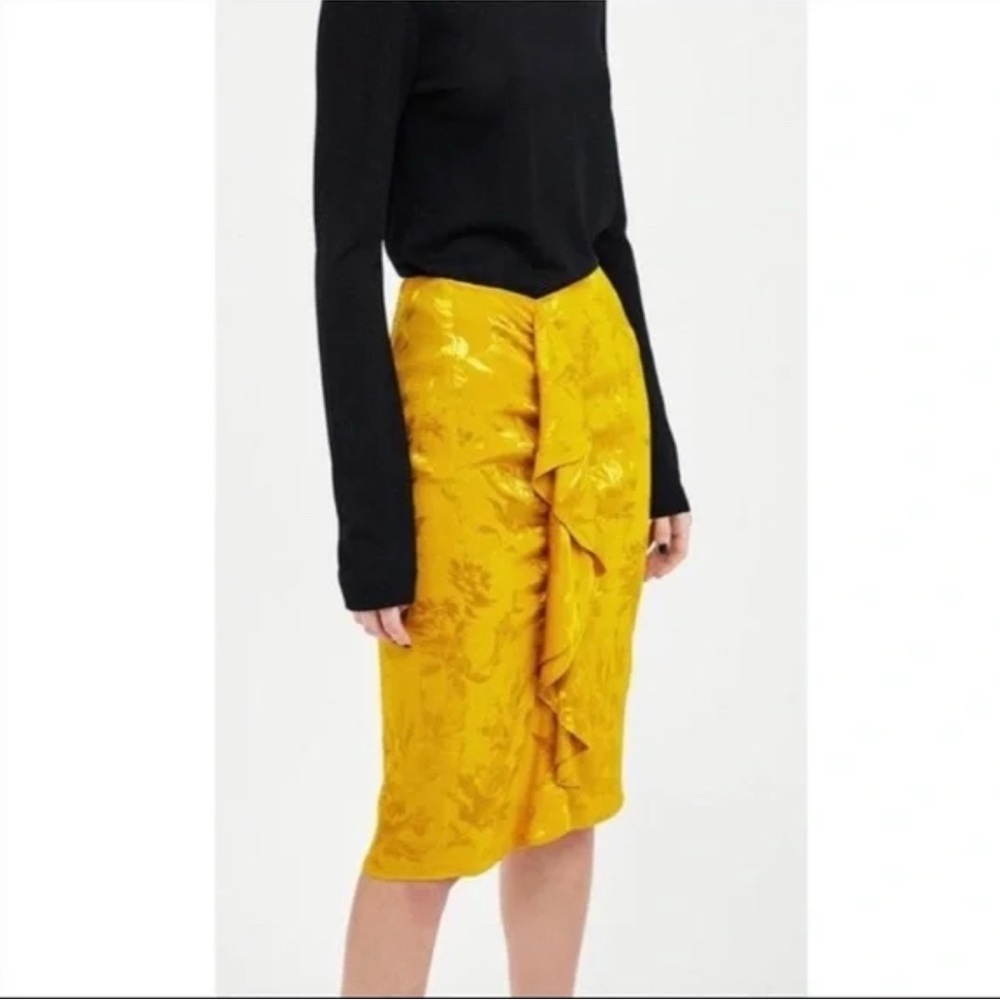 Zara Yellow Ruched Pencil Skirt